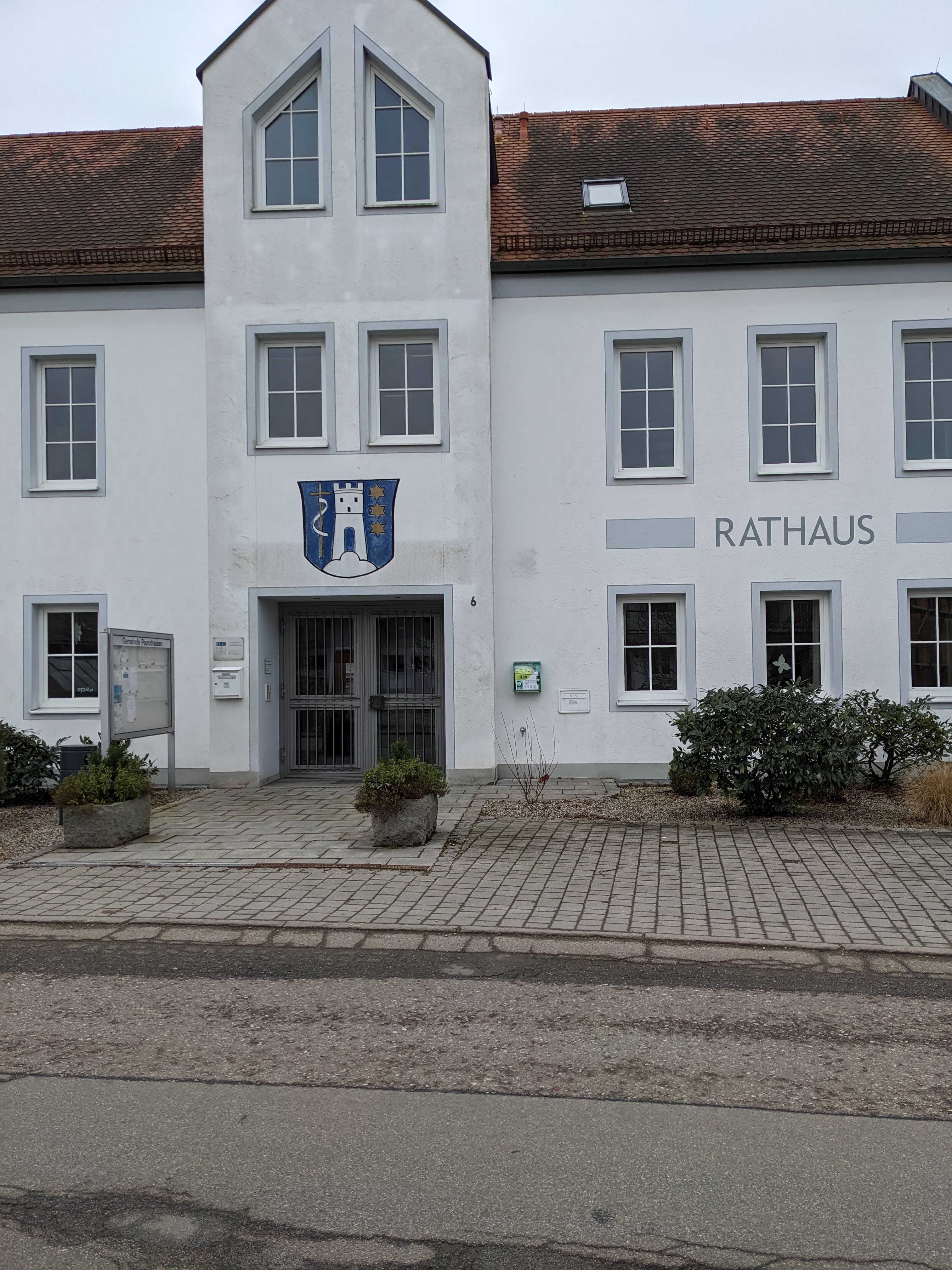 Defibrillator am Rathaus